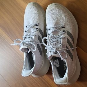 Addidas Bounce Sneaker